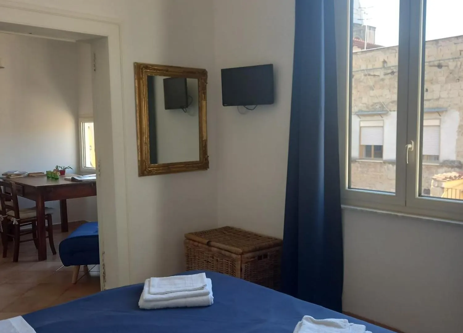 99 Scalini Bed & Breakfast Napoli 0*,  İtalya